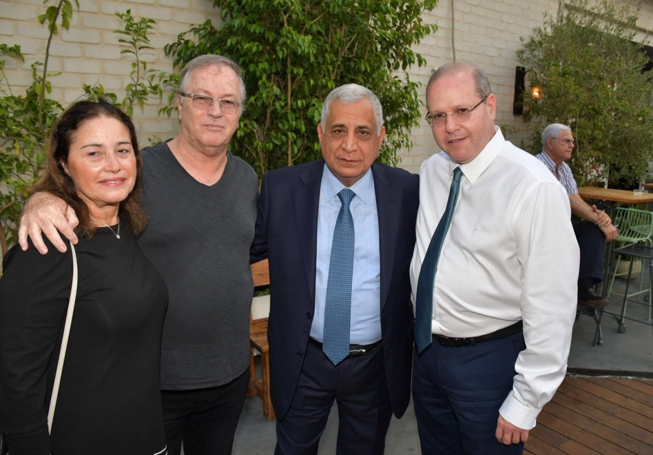 איתן וירטהיים, פיני כהן, דודי וברוריה ויסמן