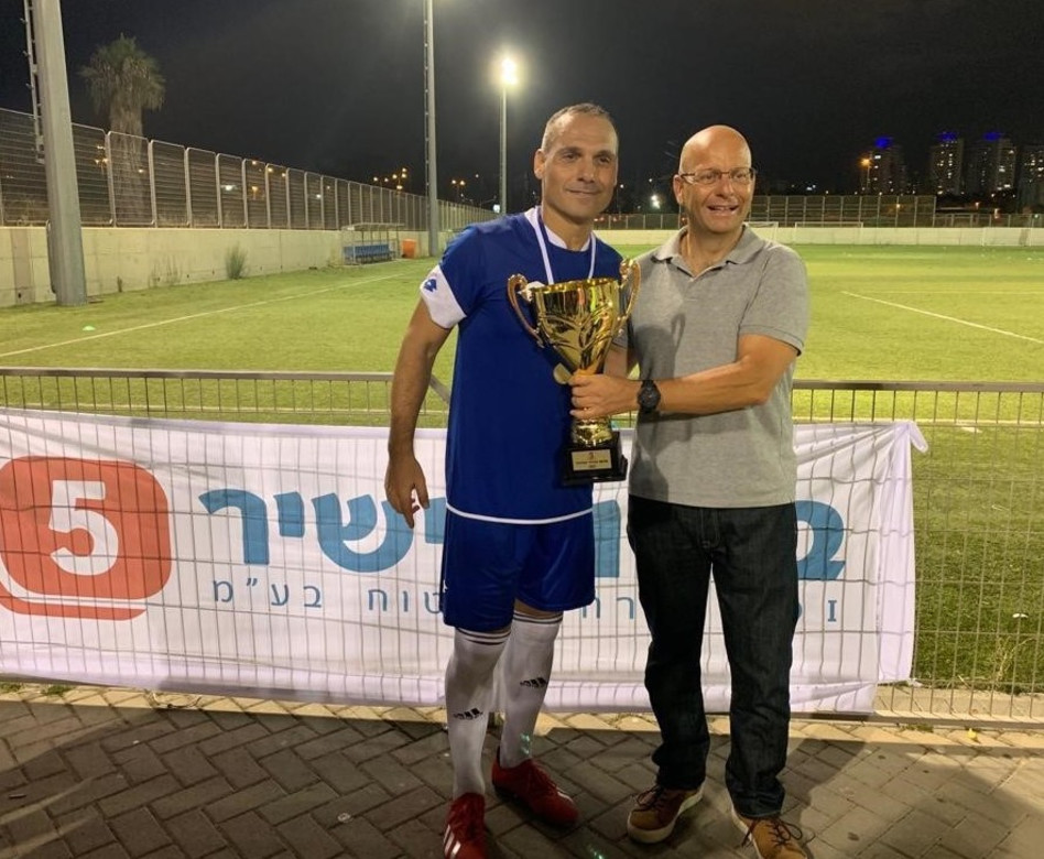 קובי הבר וקובי סבן (צילום: יח"צ ביטוח ישיר)