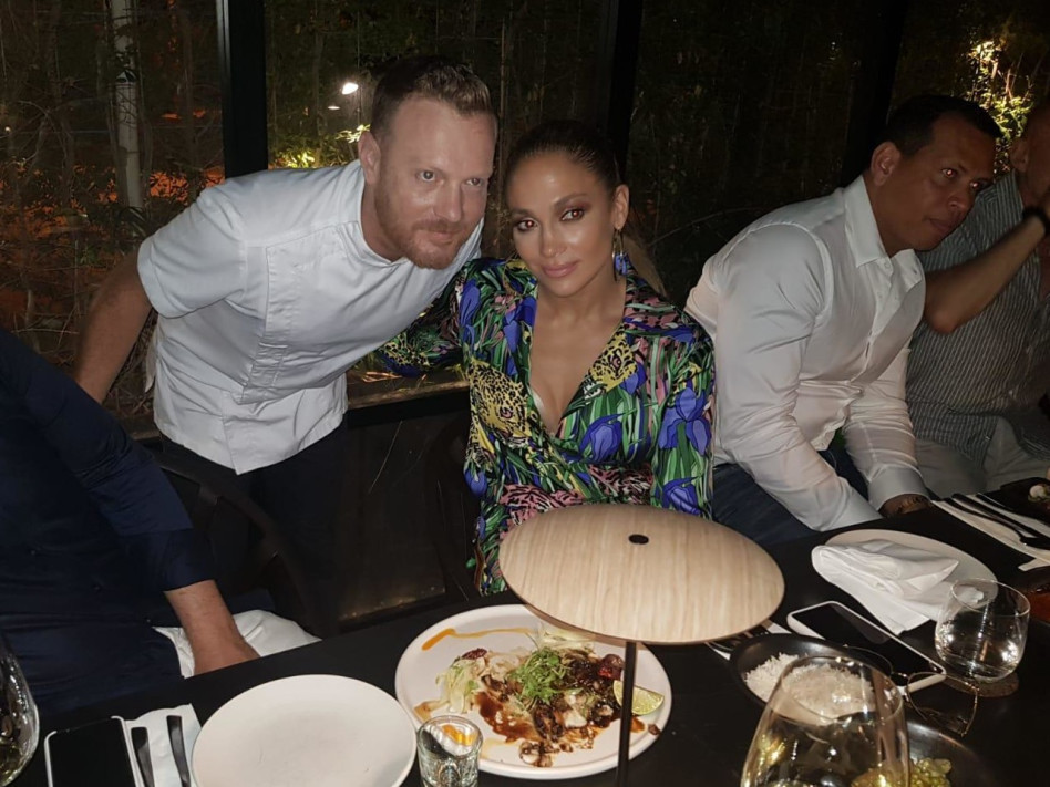 בתאבון כפרה. ג'י לו ויובל בן נריה (צילום: יחצ)