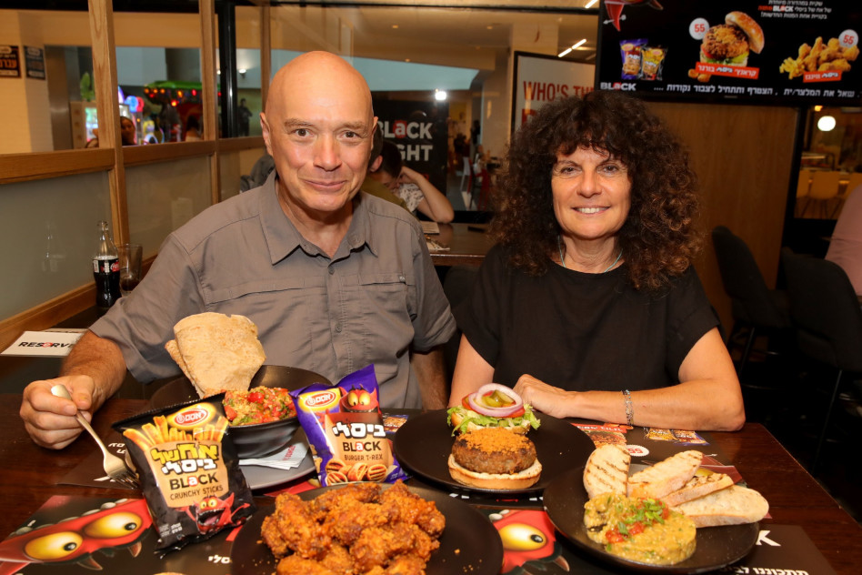 זהבה מרטינוביץ וצחי בוקששתר (צילום: איציק בירן)