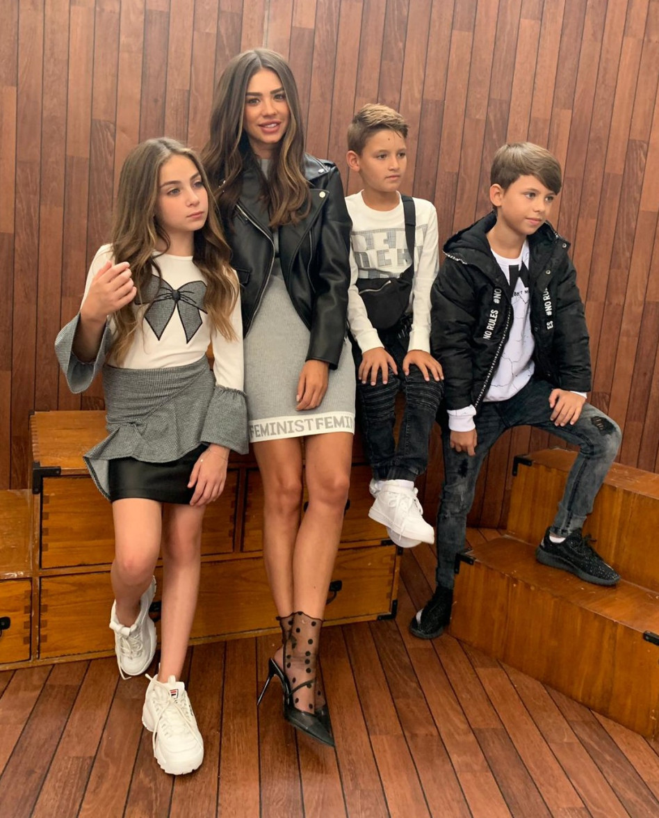 אין ספק שיאן חסר בתמונה