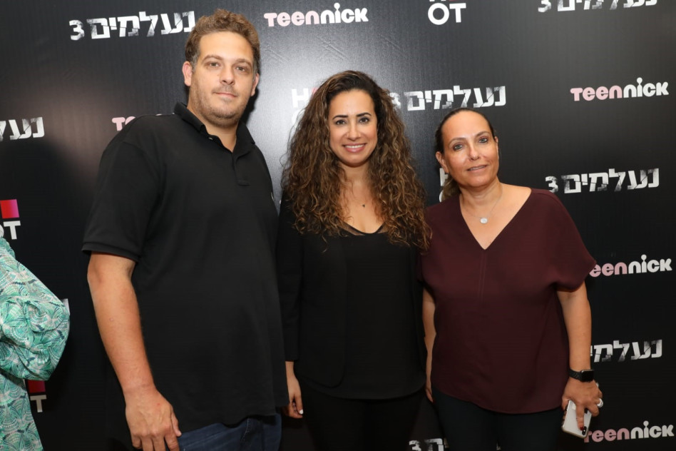 אורלי אטלס- כץ, טל גרנות גולדשטיין וירון ליכטנשטיין (צילום: רפי דלויה)