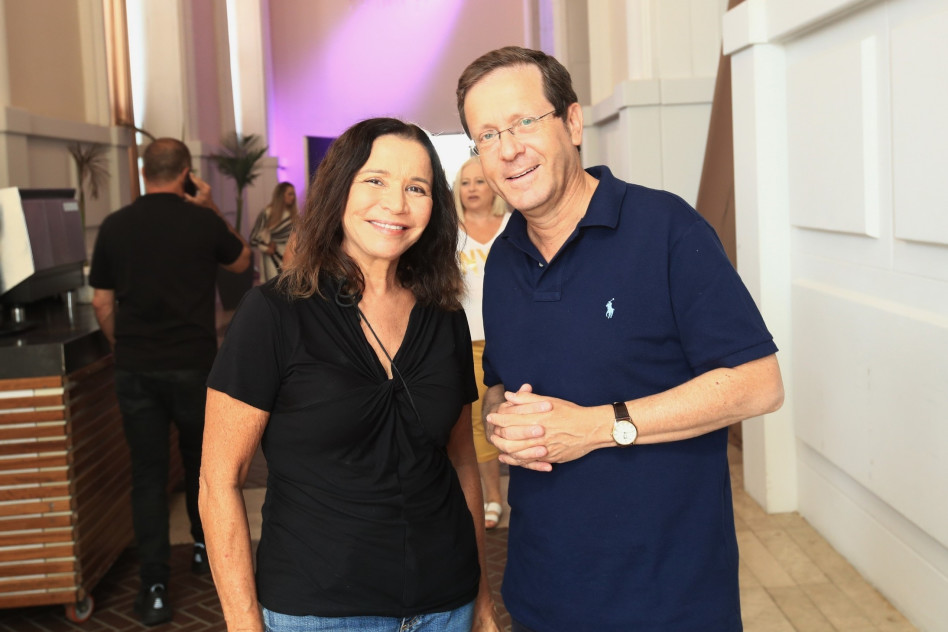 בוז'י הרצוג ושלי יחימוביץ'