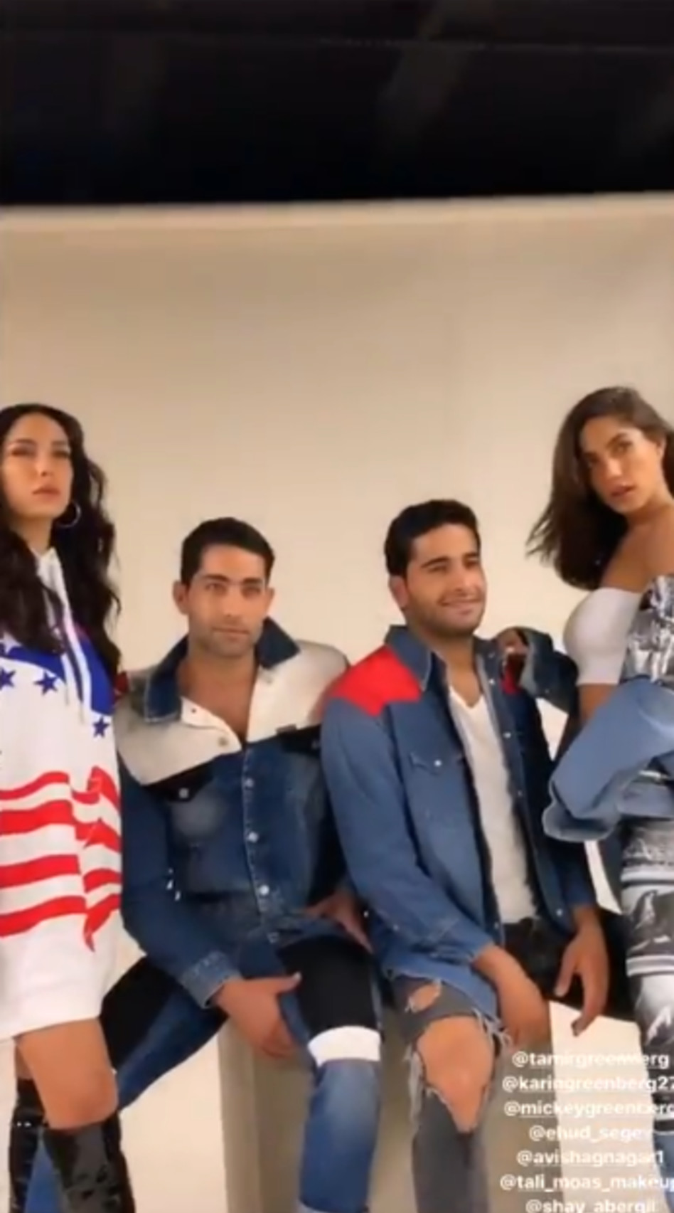 בפוזות שונות (צילום:אינסטגרם)