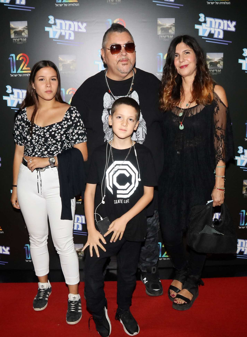 ארקדי דוכין, סימה והילדים (צילום: אמיר מאירי)