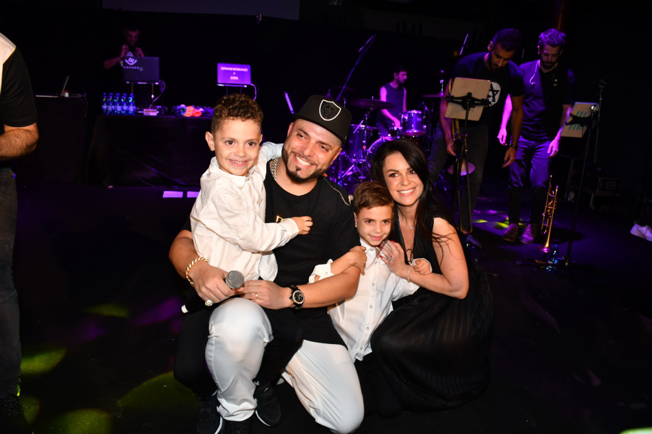 מזל טוב! (צילום: אביב חופי)