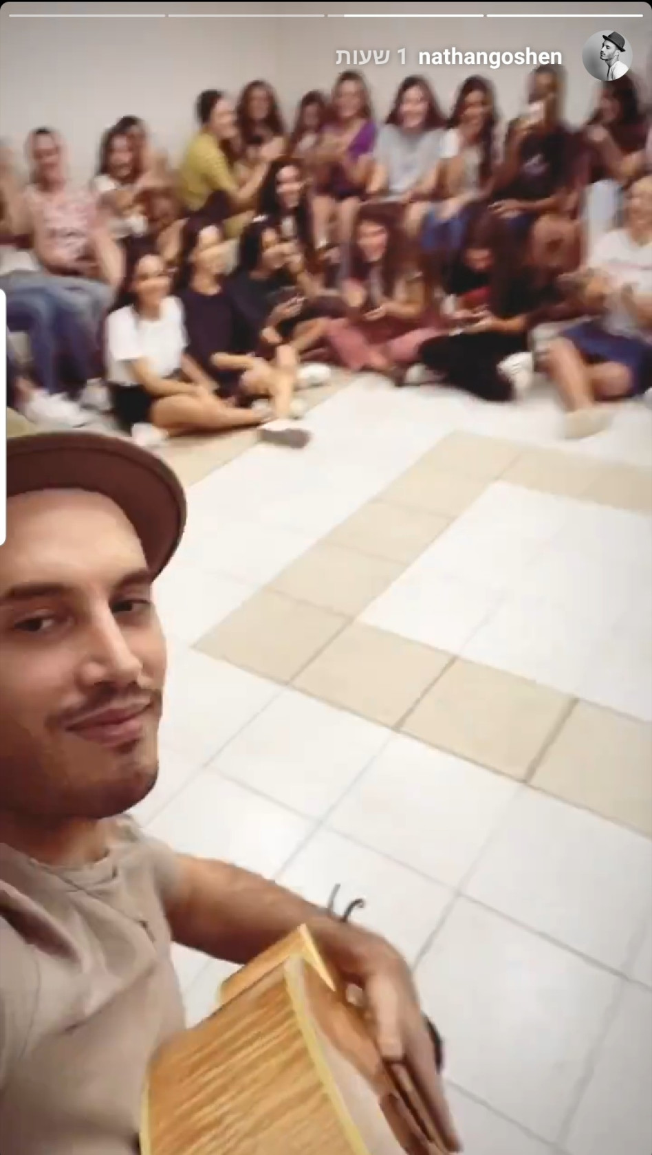 נתן גושן מפתיע את ילדי הדרום (צילום: אינסטגרם)