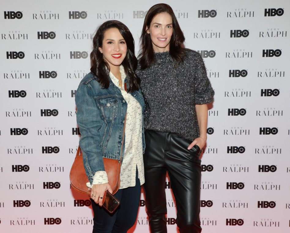 יעל גולדמן ושי לי שינדלר רגע אחרי הלידה (צילום: דנה קופל)