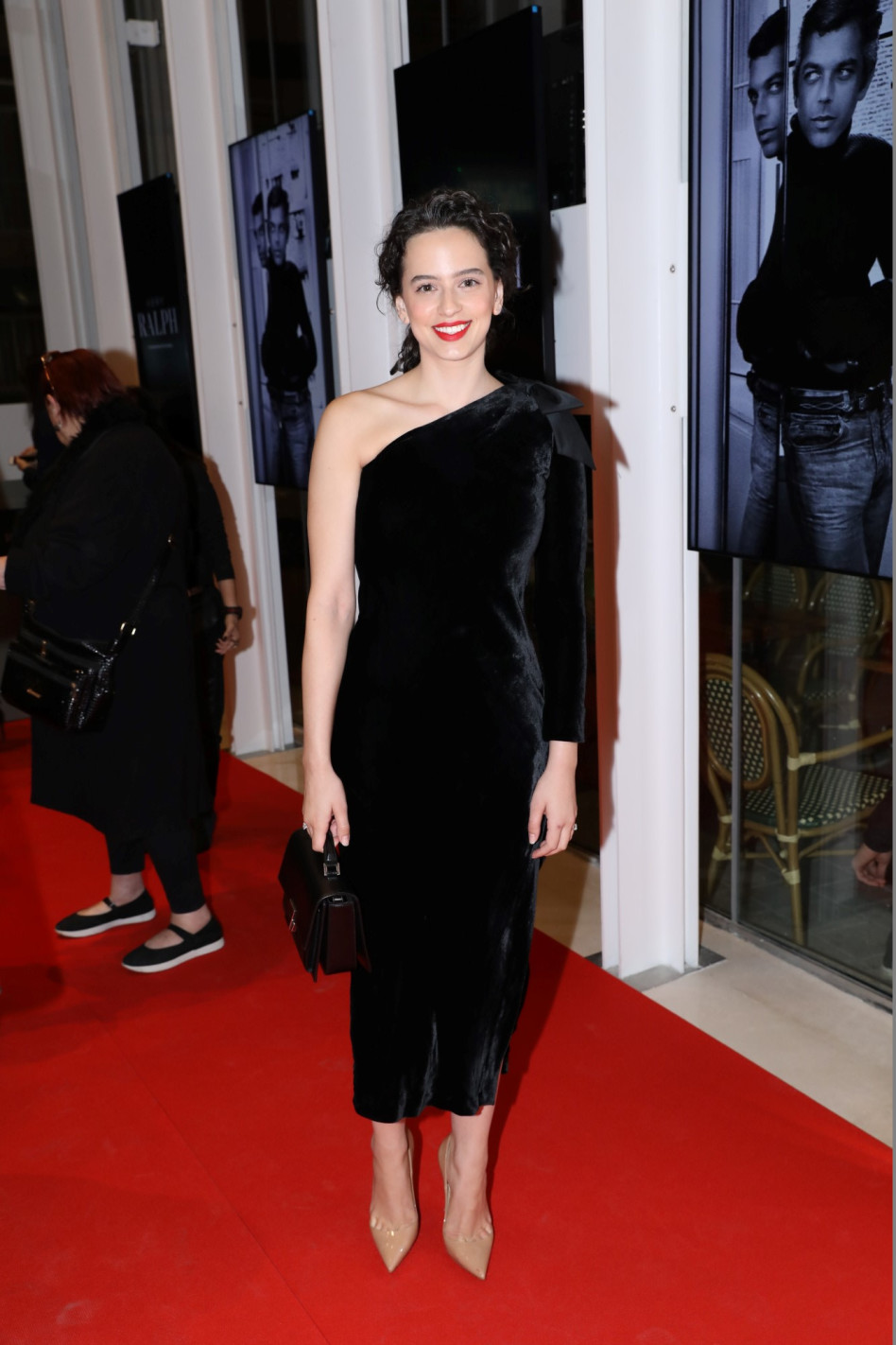 קורין גדעון בלוק של שטיח אדום (צילום: רפי דלויה)