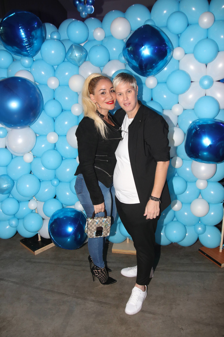 דורין סגול ולבנה זוהרים (צילום: אור גפן)