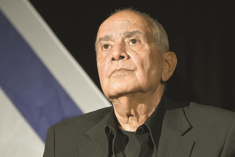 דן חלוץ (צילום: אבשלום ששוני)