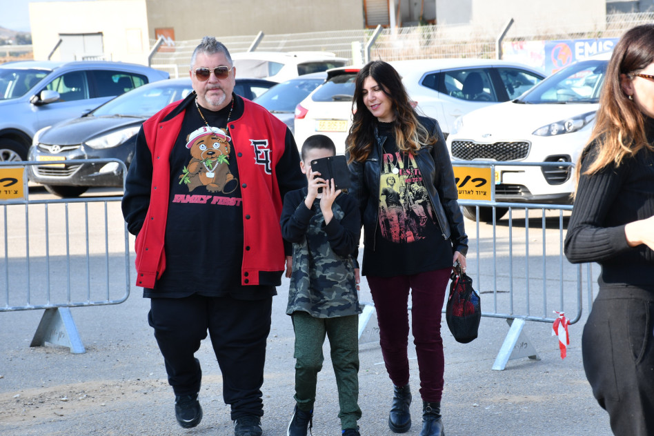 ארקדי דוכין והמשפוחה (צילום: אביב חופי)