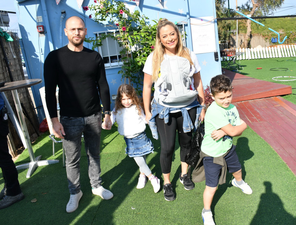 ליהיא גרינר והמשפוחה (צילום: אביב חופי)