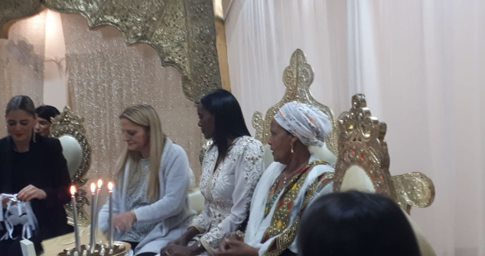 טהוניה רובל בטקס החינה (צילום:  איציק אוחנה כתב הברנז'ה והסלבס של 'כיכר השבת')