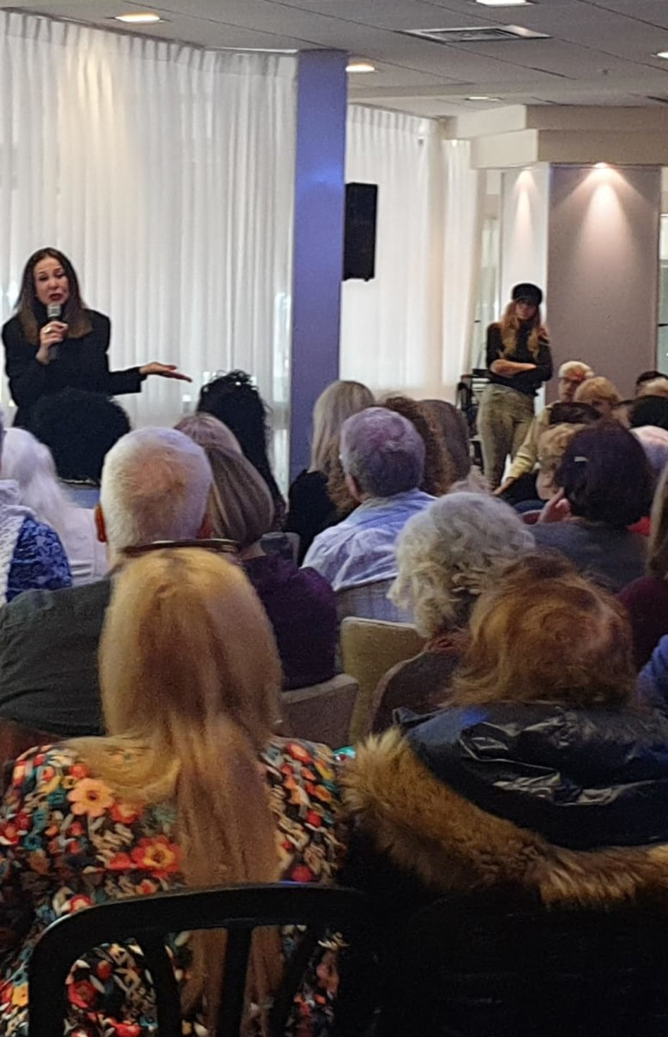 לאה שנירר (צילום: אווה שבתאי)