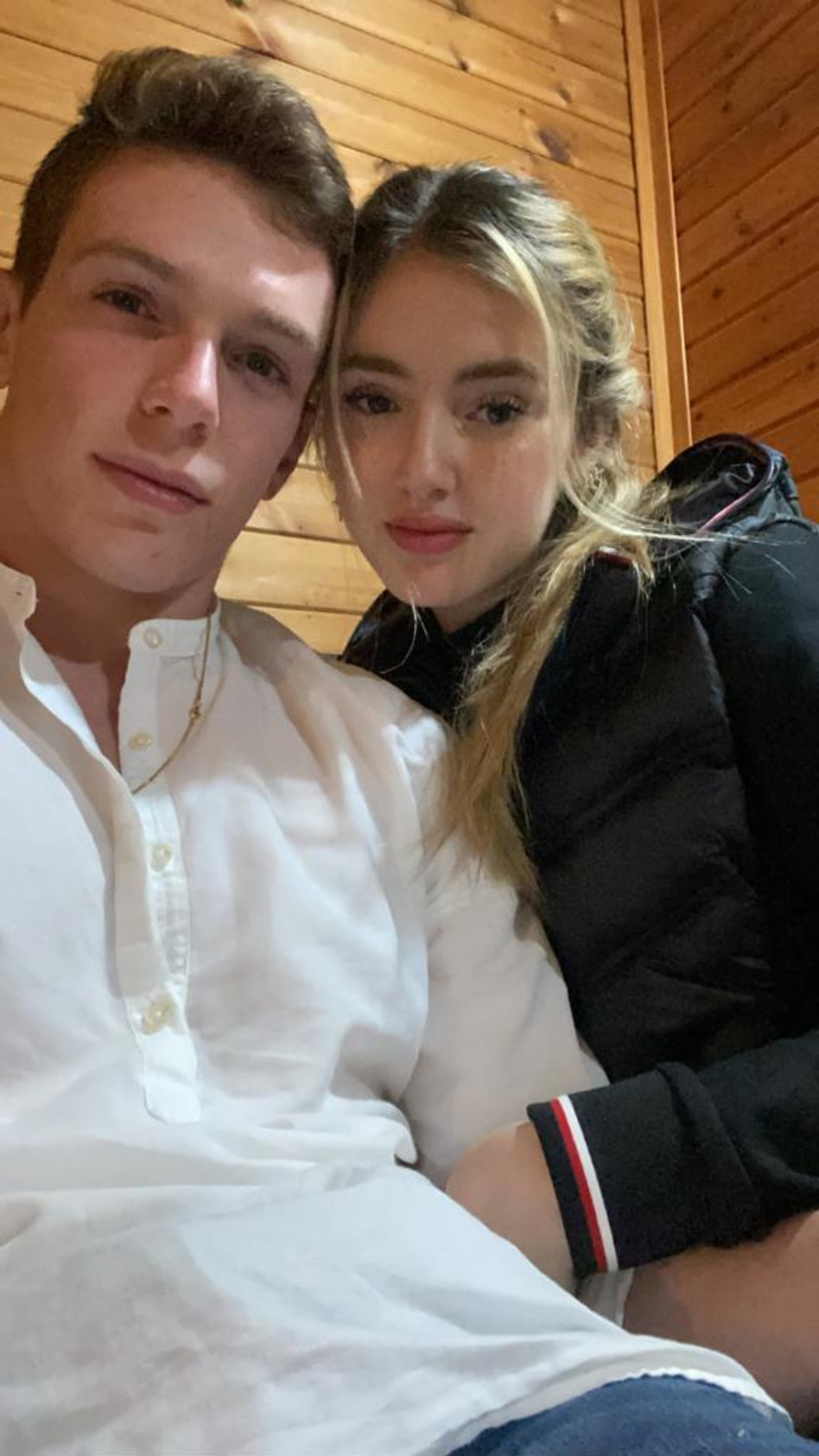 מתכוננת לגיוס. תיקח פאוץ'? (צילום: באדיבות סוכנות יולי)