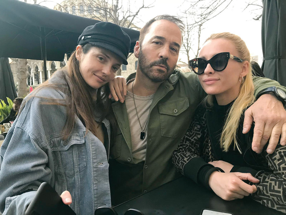 לי לוי, ג'רמי פיבן וחברה (צילום: באדיבות חגי דור)