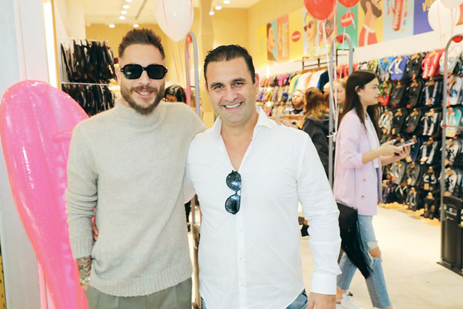 טום אביב ומני מורנו (צילום: רפי דלויה)