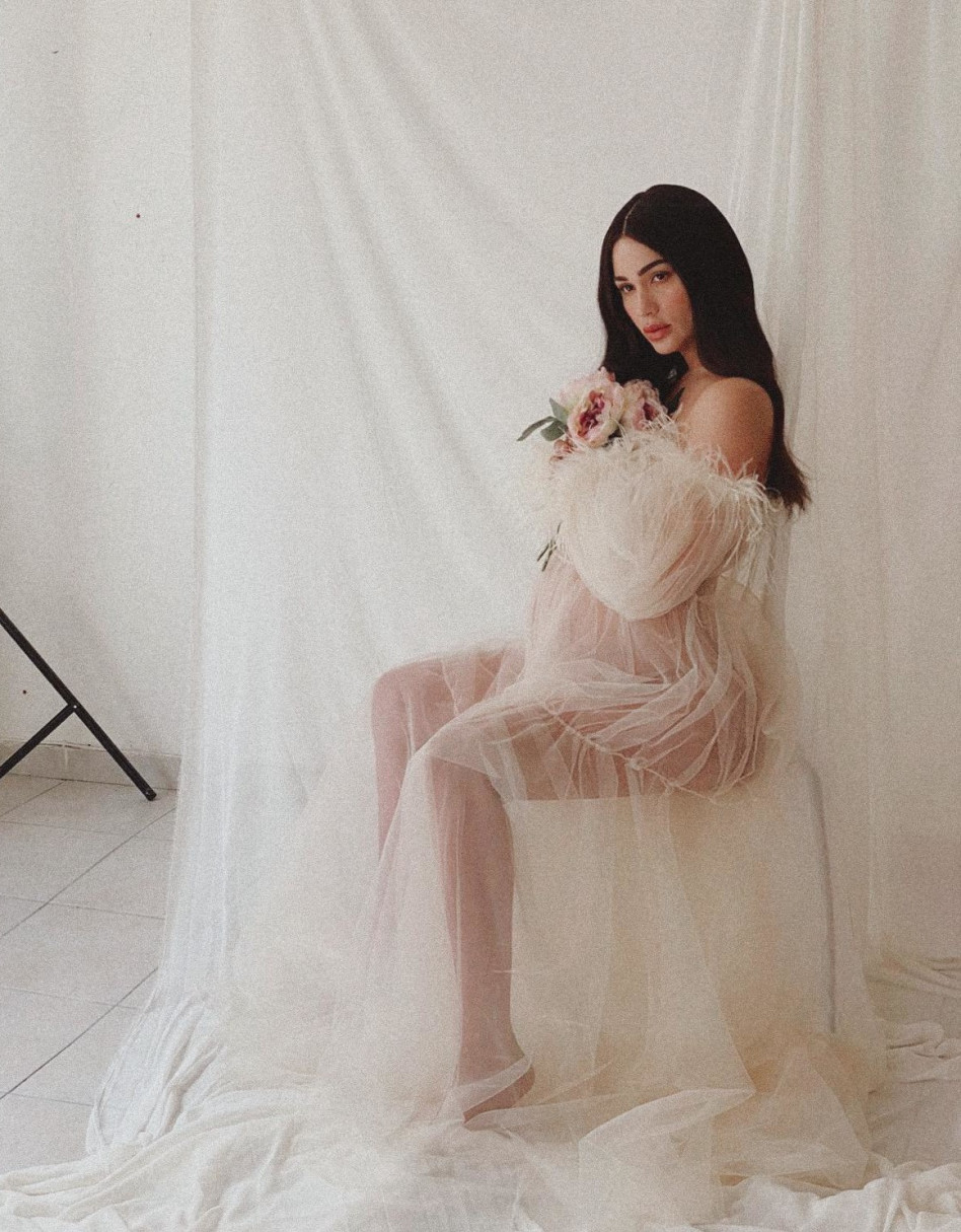 בובתית. שיר אלמליח (צילום: אלה אוזן)