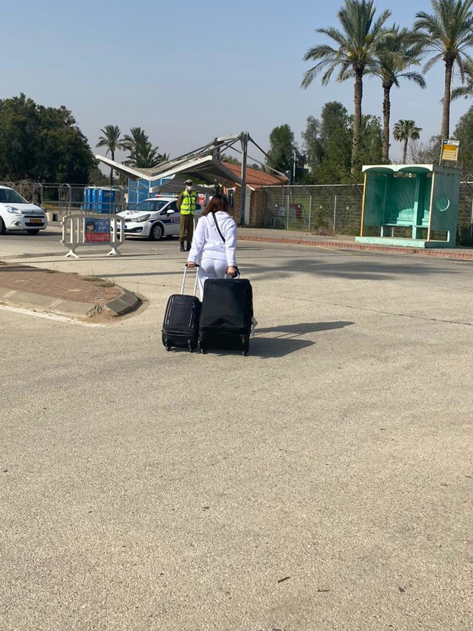 אנג'ל ברנס בדרכה לגיוס (צילום: יח''צ)