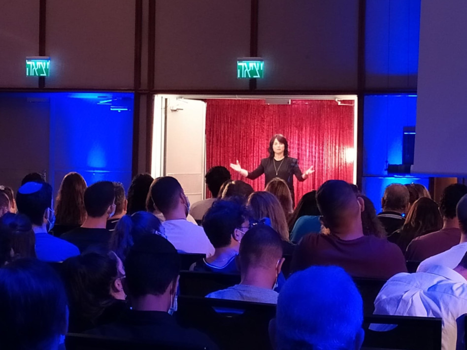 רותם אבוהב (צילום: באדיבות נאוי פרו)