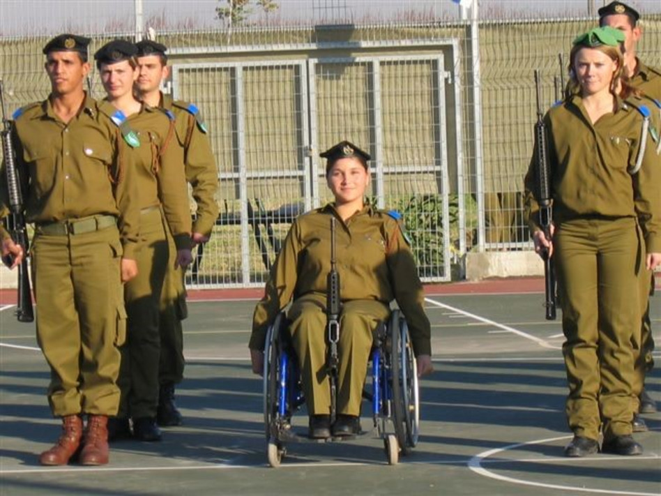 אוראל גלולה-לפיד (צילום: באדיבות ארכיון אתר עמותת אתגרים)