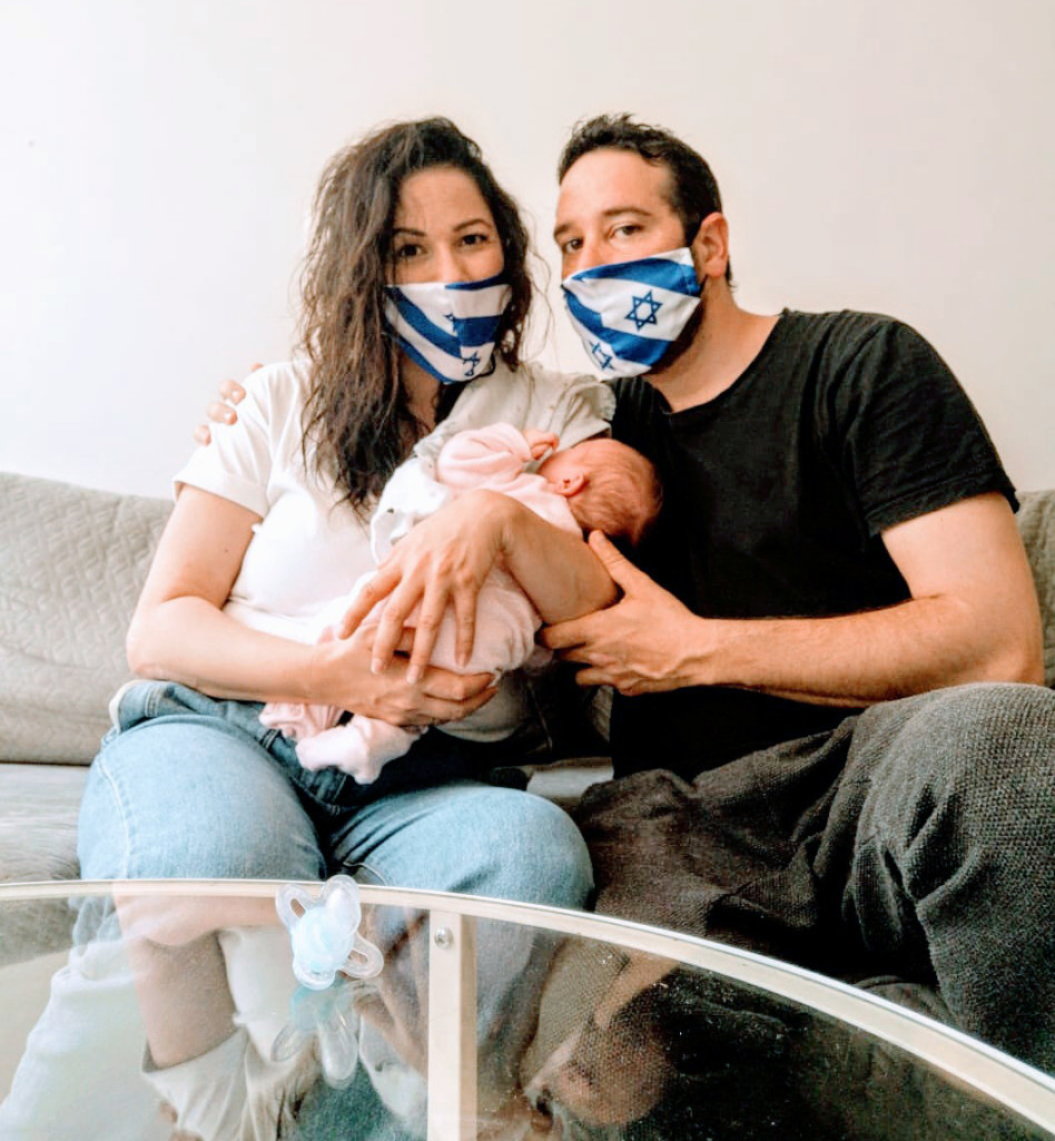 רלי לוי ובן זוגה (צילום: אור גפן)