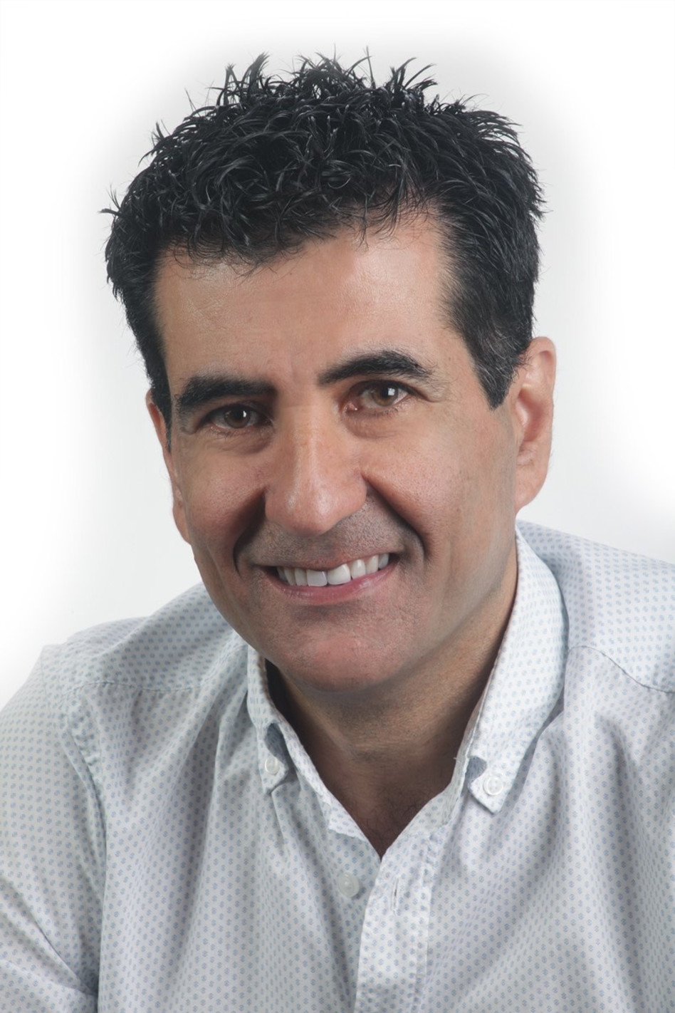 נדב עטיה (צילום: סטודיו פרי)