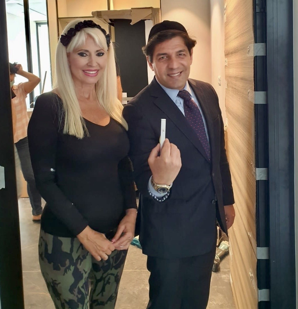 הרב מרדכי חסידים ופנינה רוזנבלום (צילום: אינסטגרם)