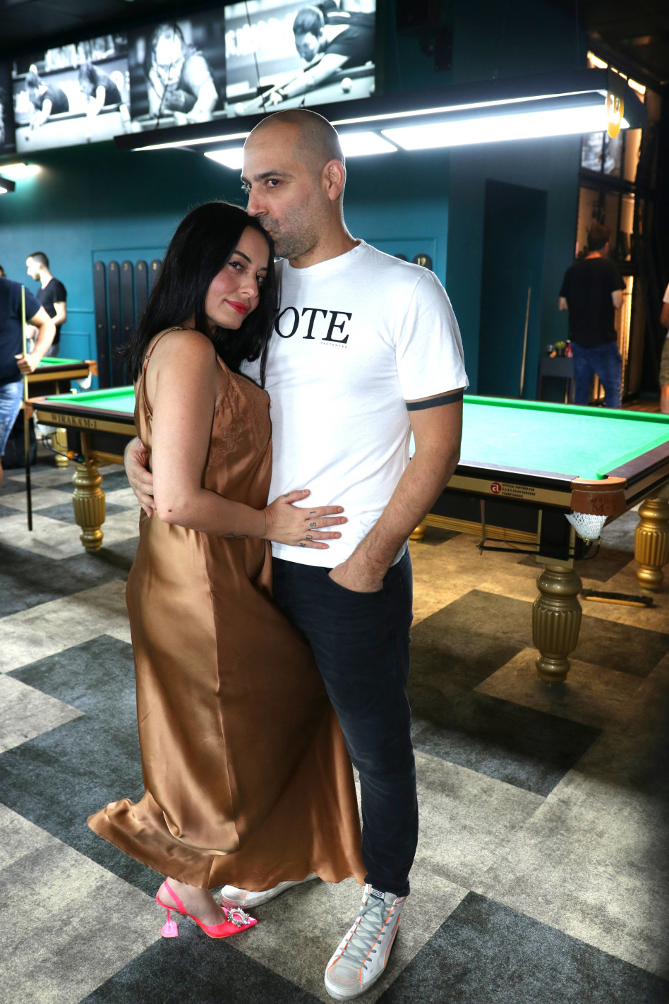 המון אושר. מאיה בוסקילה, עוזי אזולאי (צילום: אור גפן)