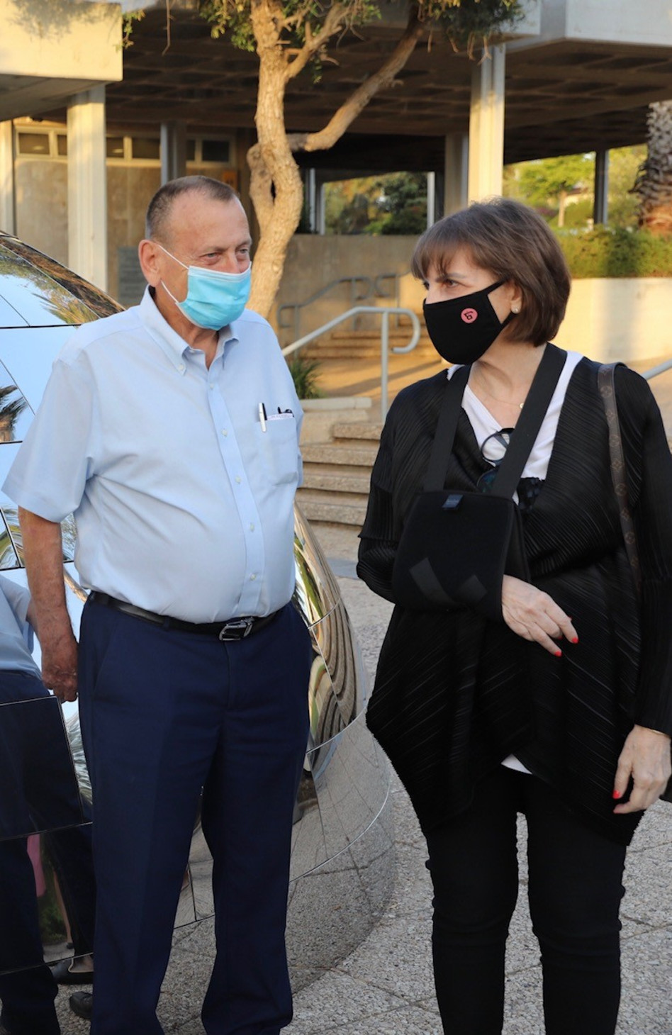 לימור לבנת ורון חולדאי (צילום: רפי דלויה)