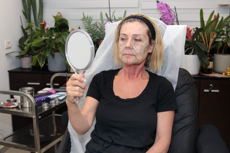 דובי עמירה רגע לפני השינוי (צילום: ענת מוסברג)