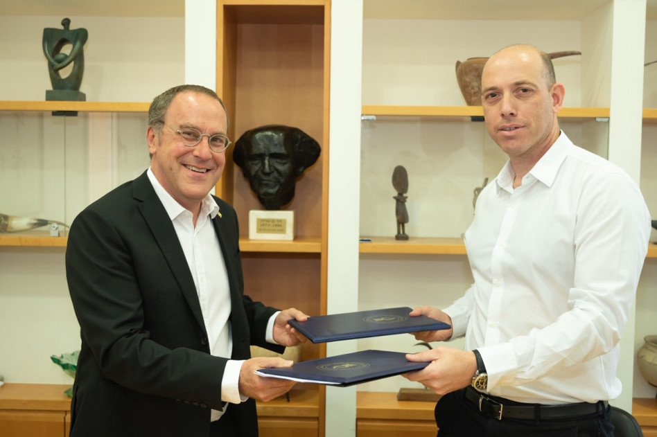 צביקה שווימר ודניאל חיימוביץ' (צילום: דני מכליס)