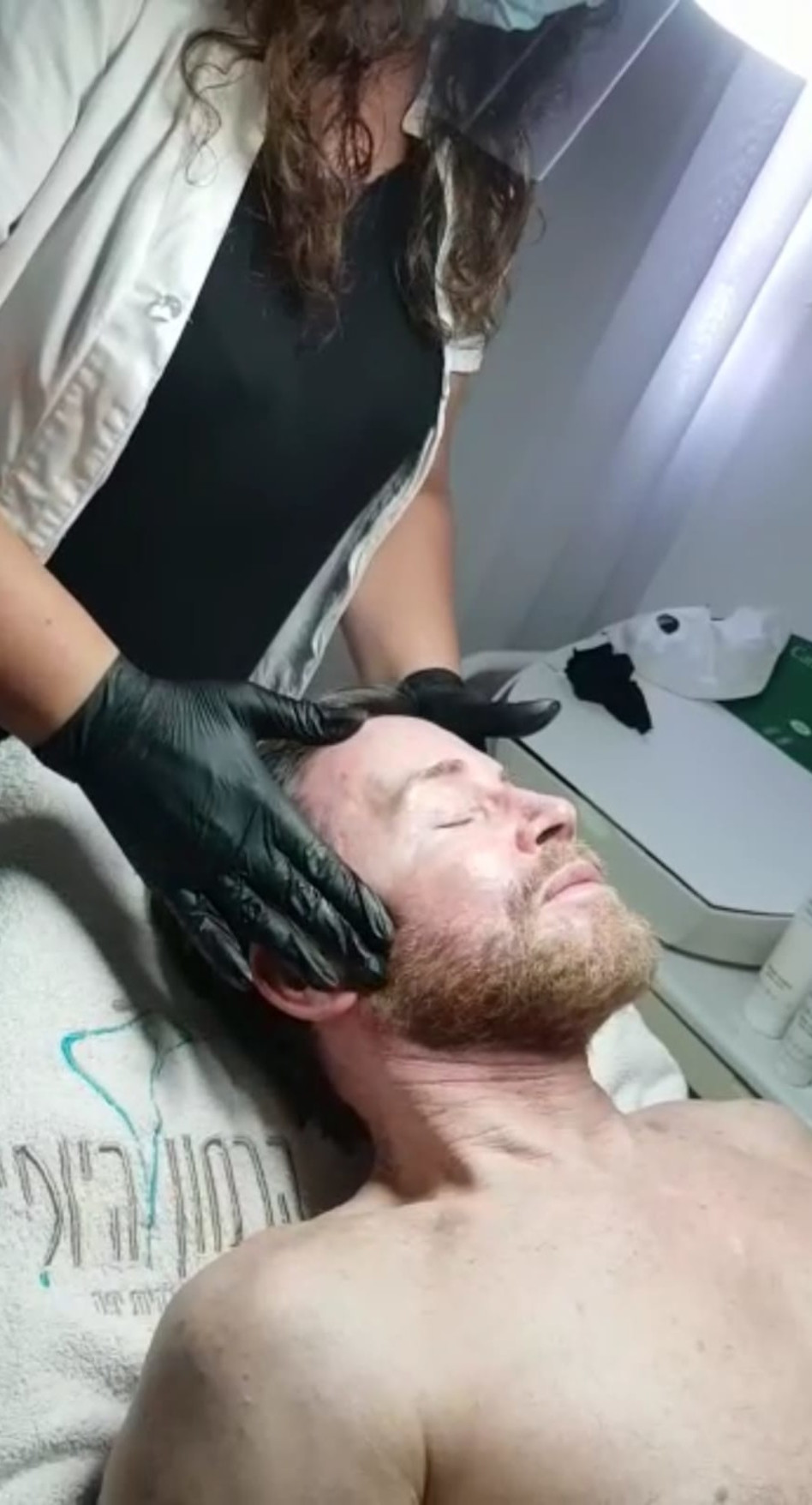 דוד דביר בטיפול הבוטוקס הקבוע (צילום: יח''צ)