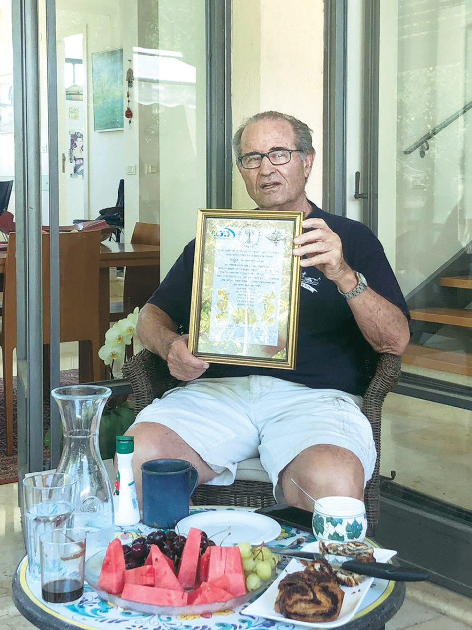 שבתאי שביט (צילום: בנימין שבתאי)