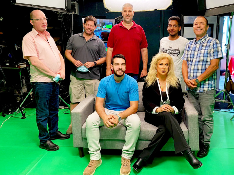 אילנה אביטל ואנשי הצוות (צילום: באדיבות pr public line)