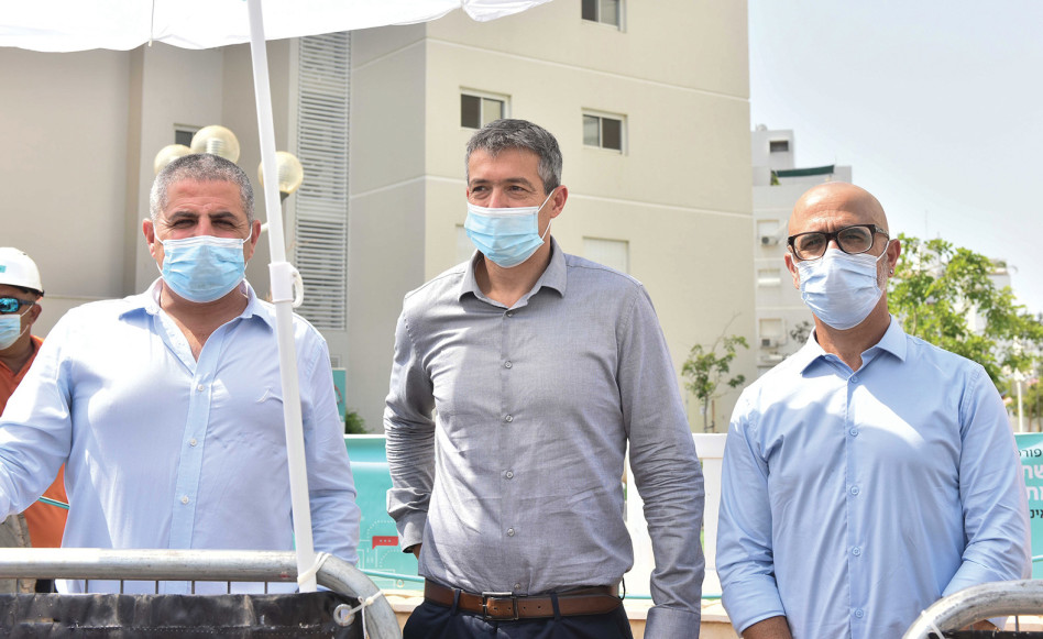 איציק בנבנישתי, יועז הנדל ורונן מרלי