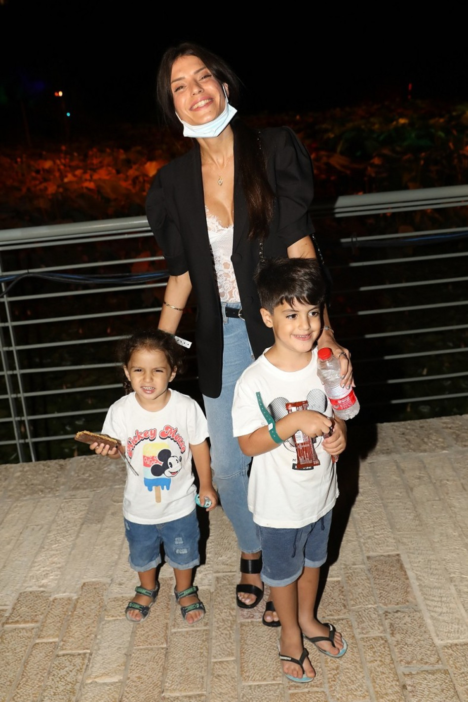 ליטל סמדג'ה והילדים (צילום: רפי דלויה)