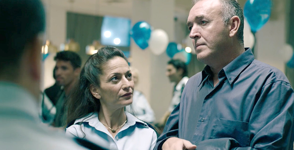 שלום אסייג בסדרה ''מנייאכ'' (צילום: באדיבות כאן 11)