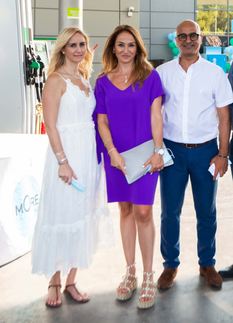 חנן מור, שירה שגב-מור וטל שניצר (צילום: מור שקיפי לאטי)