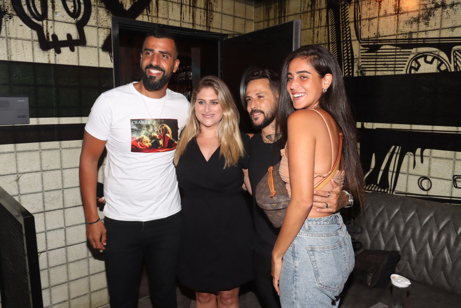 הלן הוד, אסי בוזגלו, עדי בוזגלו, רגב הוד (צילום: אביב חופי)