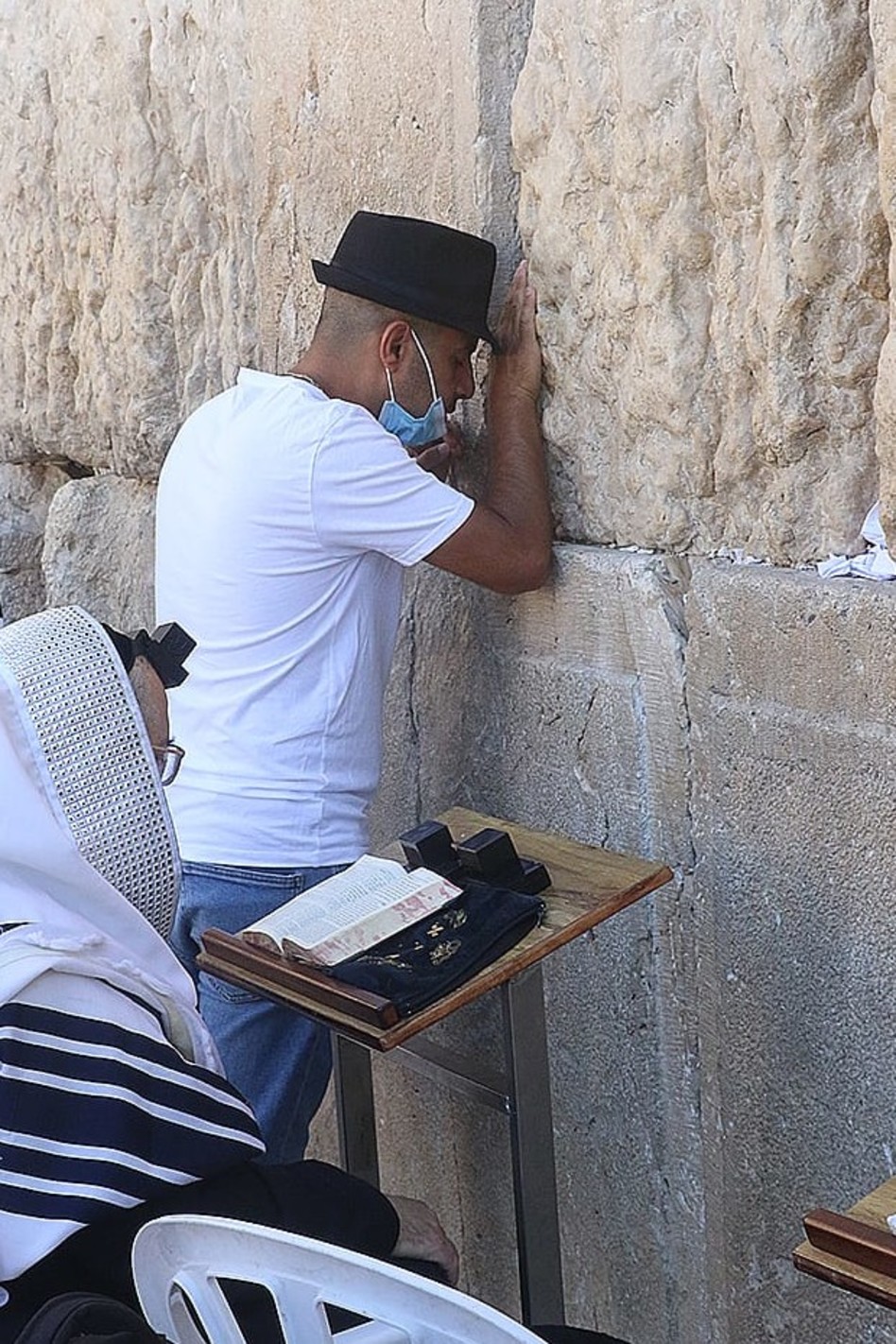 צדיק. ליאור חפצדי (צילום: פול סגל)