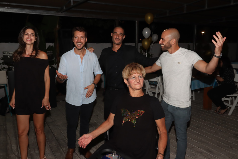 לירן לוי, אלי גוהרי ואמו, דניס רוסקוב, הדר ברייר (צילום: אור גפן)