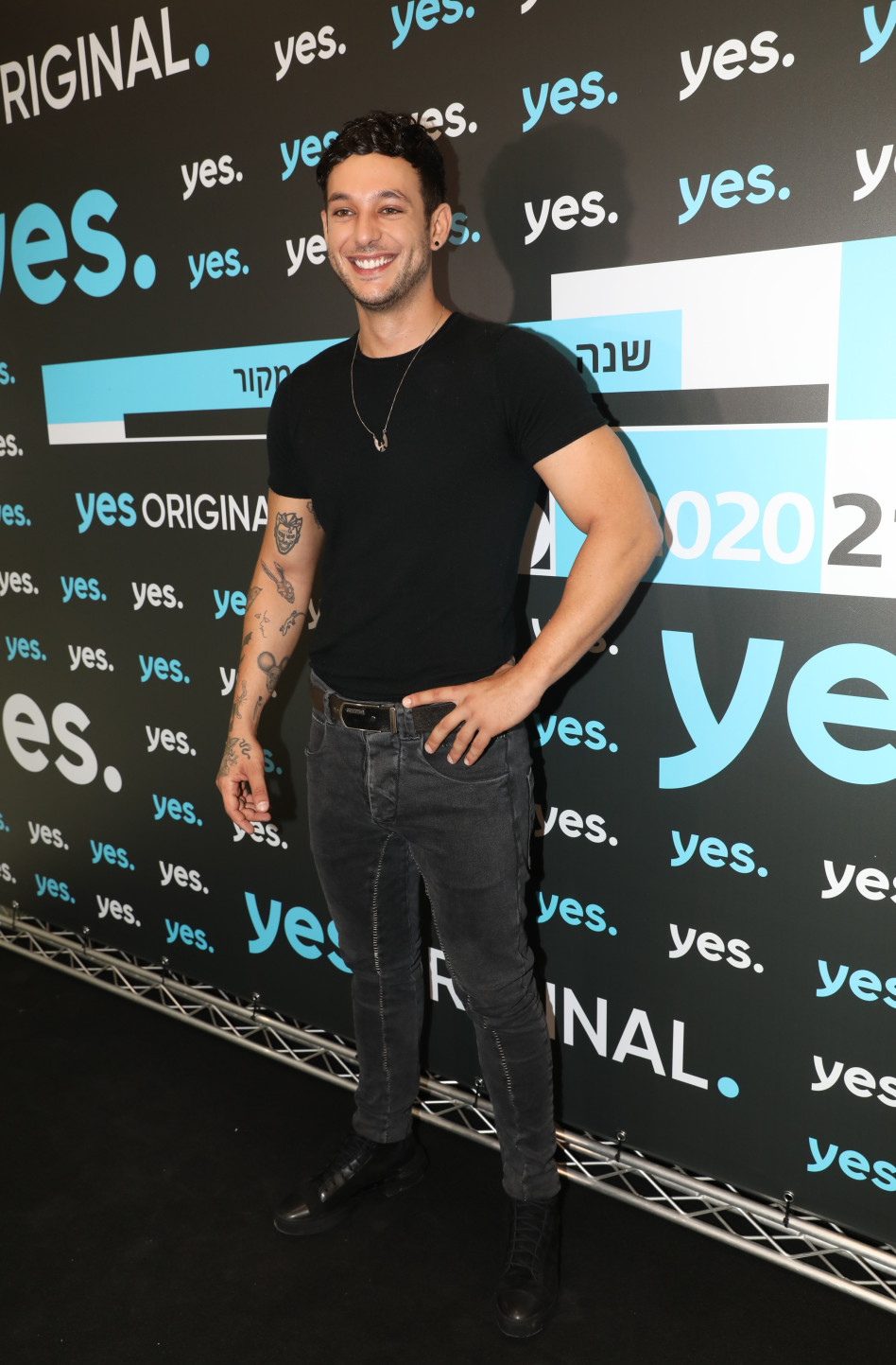 מגולח למשעי. ישראל אוגלבו (צילום: רפי דלויה)