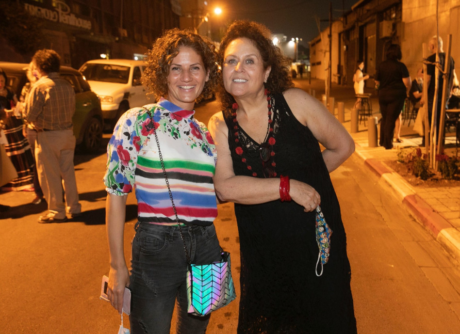 בתיה שני ופאטמה שנאן (צילום: תומר אפלבאום)