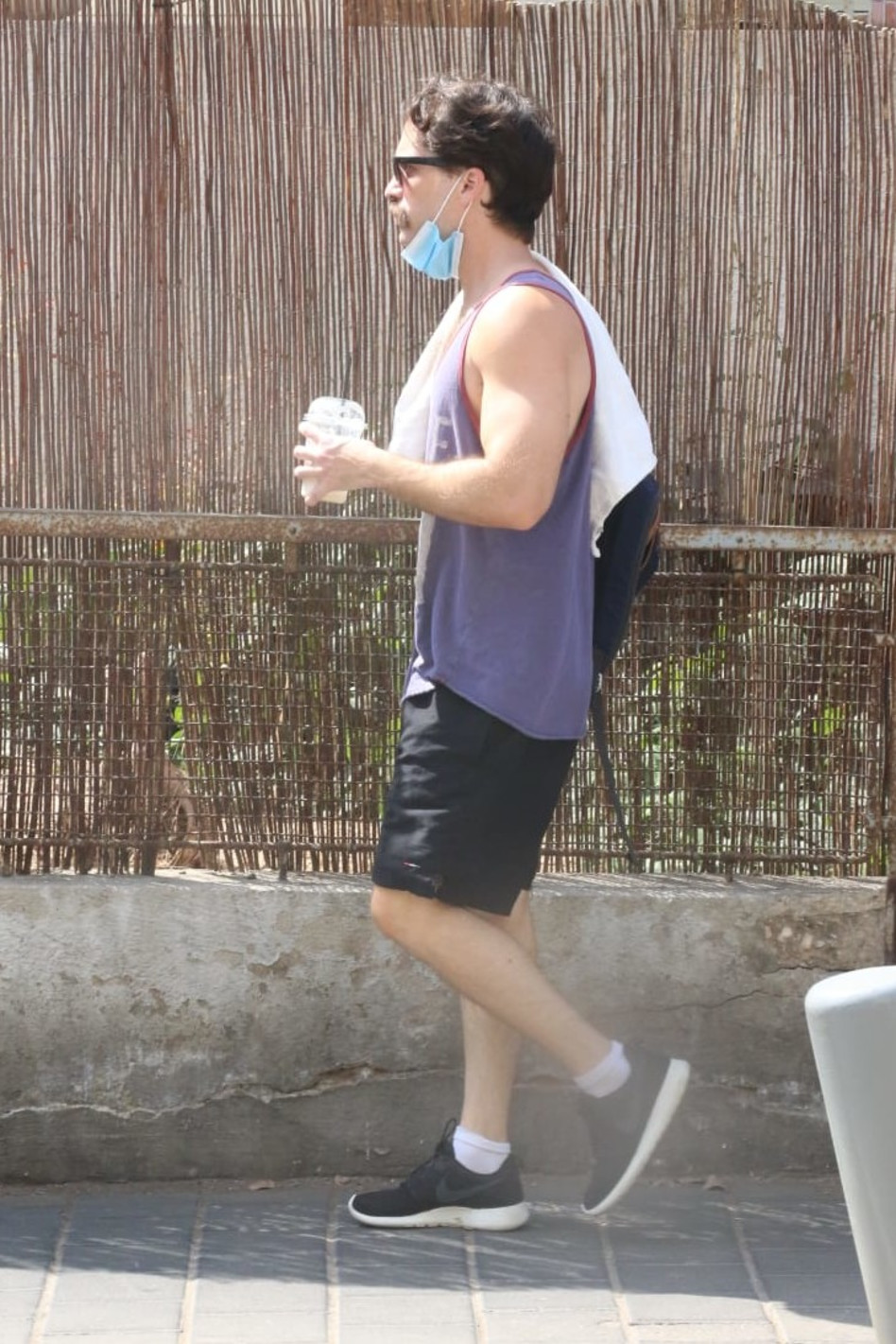 תום אבני (צילום: פול סגל)