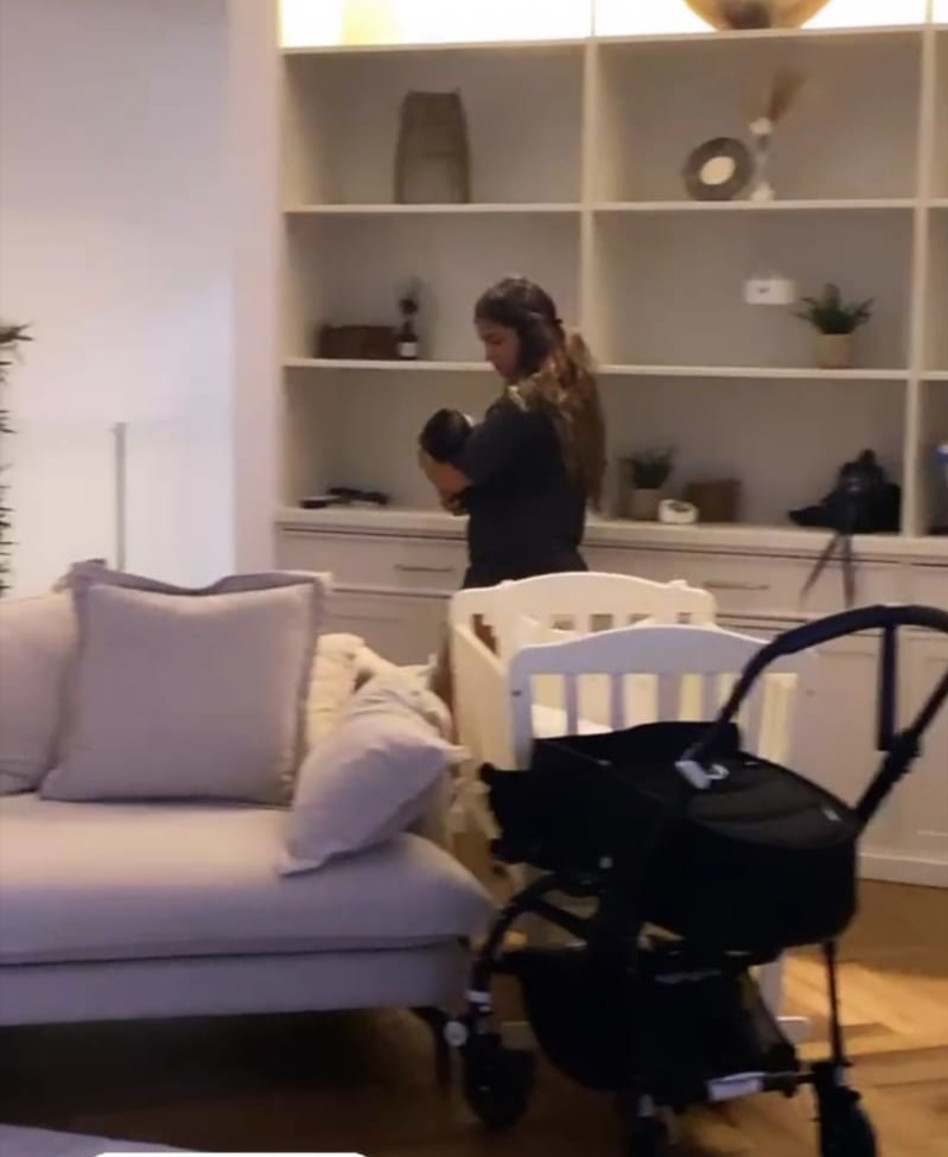 אלין גולן מרדימה את מיאל גולן (צילום: צילום מסך אינסטגרם)