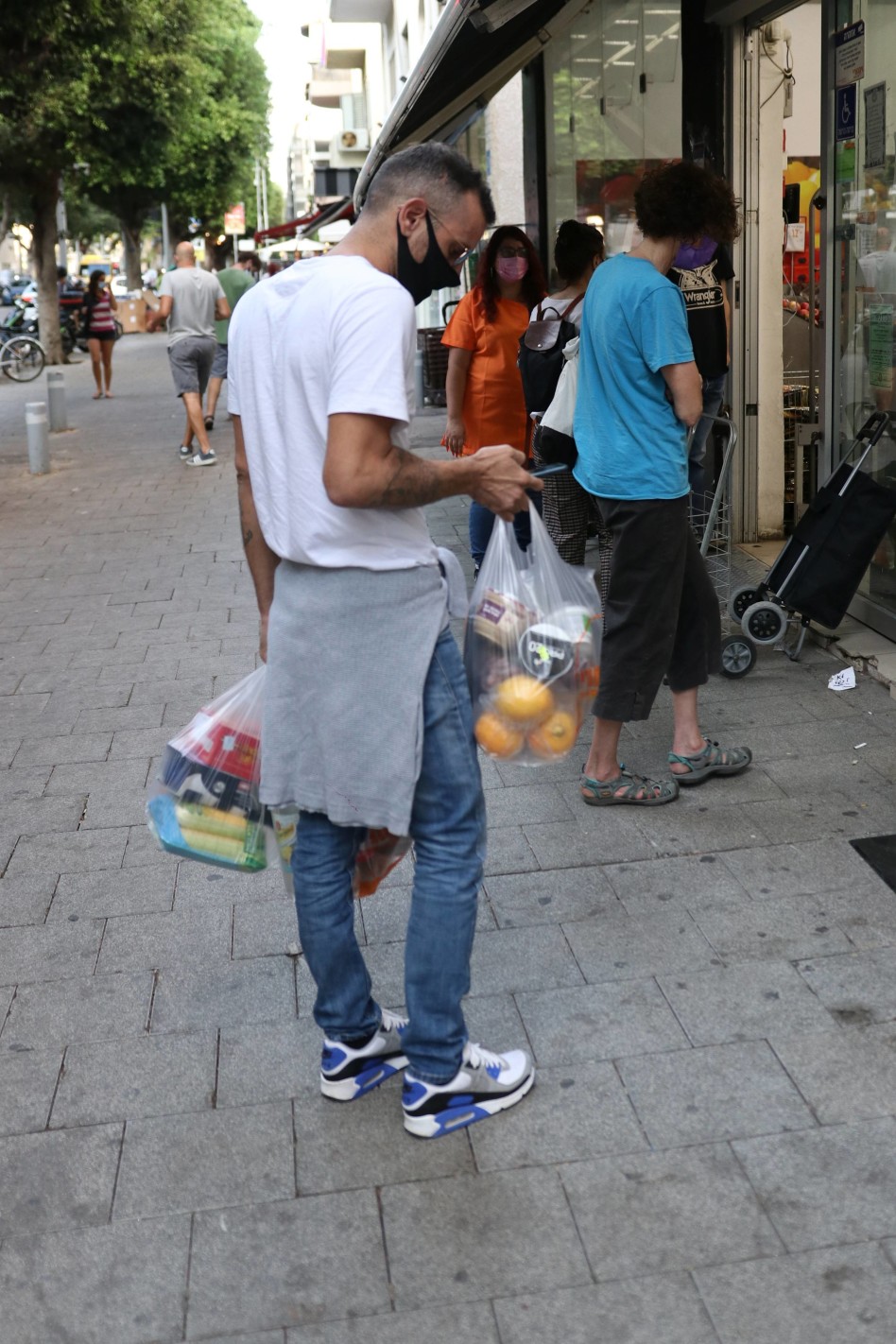 מקפיד על ההנחיות (צילום: אור גפן)