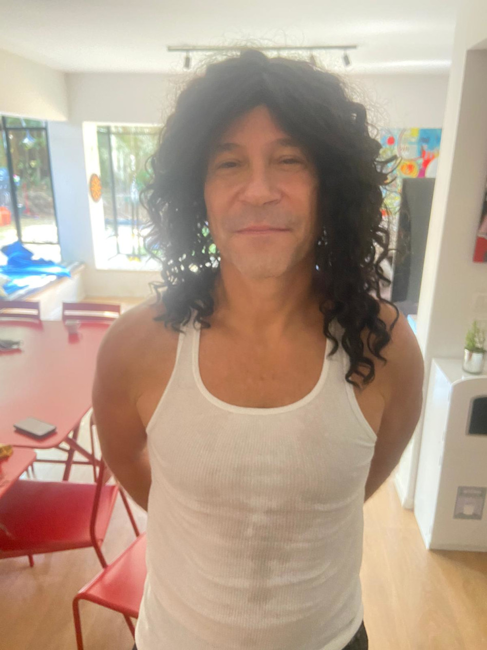 במחווה לאקסית ריטה? רמי קליינשטיין (צילום: רפי דלויה)