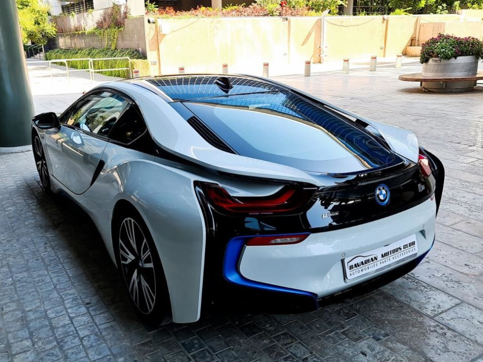 כיאה לכוכב בינלאומי (צילום: לירן אלדין, בוואריין מוטורס)